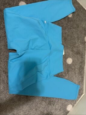 Fabletics Turquoise Performance Leggings NWT